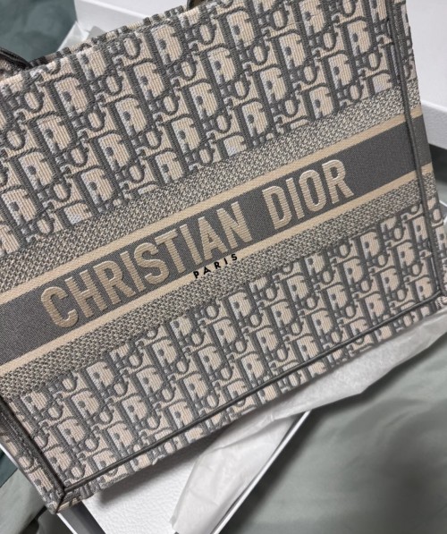 38754dc3d8b58607d194d2a850b3c617_1748394041_1139.jpg